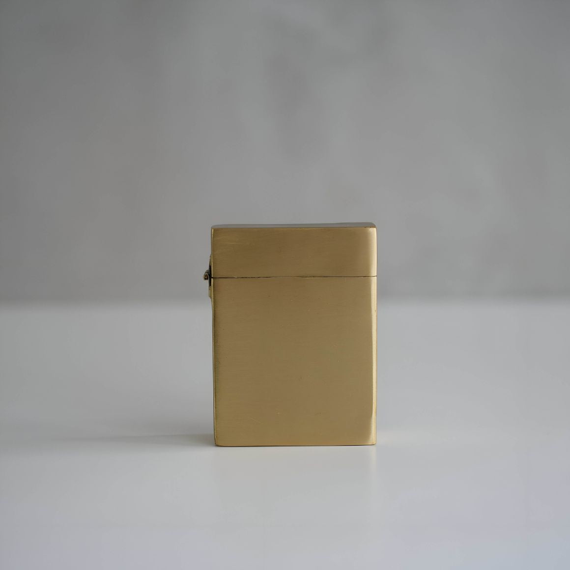 Custom Modern Style Aluminum Card Case Gold Playing Cards Box for Trading Card Storage New Product Ideas 2025