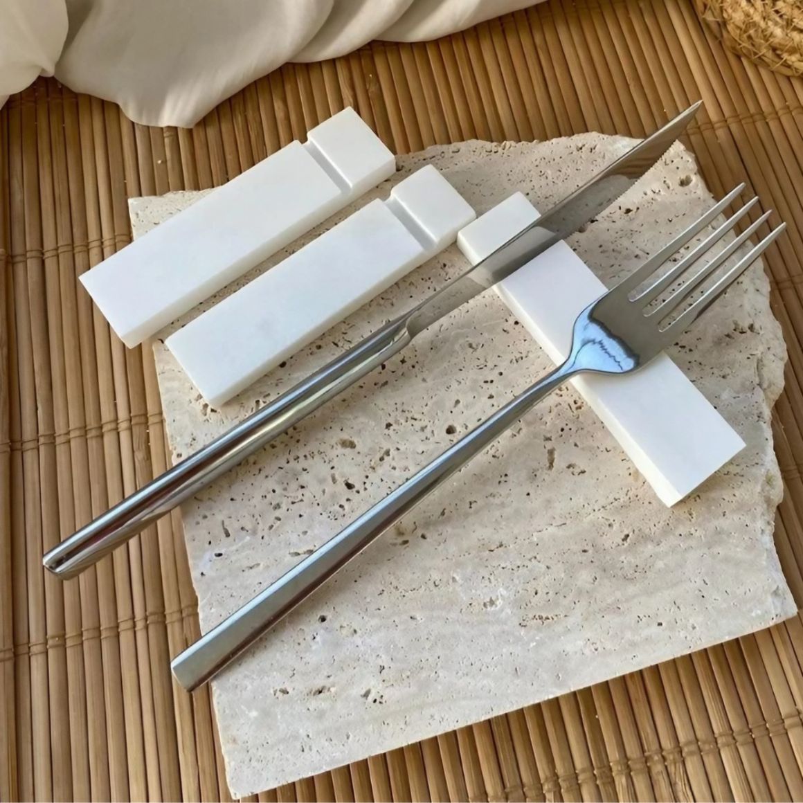 Hotselling Eco-Friendly Marble Spoon Fork Knife Rest Set Dishwasher Safe Handmade Luxury Tableware Utensil Holder Dining Decor