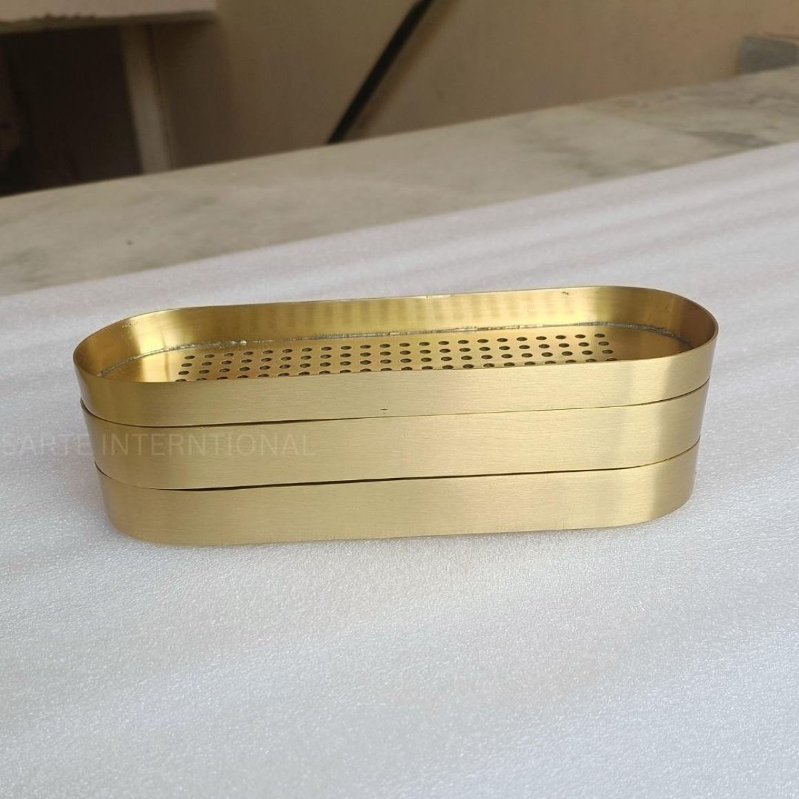 Top Notch Quality Bulk Supply Spring Summer Handmade Eco-friendly Gold Finish Rectangular Shape Aromatherapy Burner Stick Case