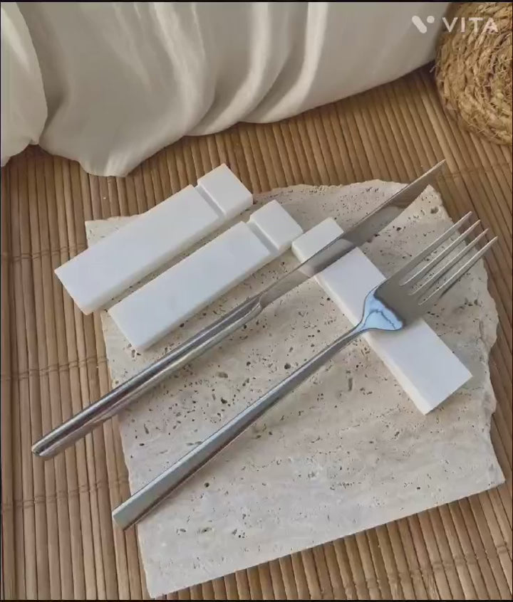 Hotselling Eco-Friendly Marble Spoon Fork Knife Rest Set Dishwasher Safe Handmade Luxury Tableware Utensil Holder Dining Decor